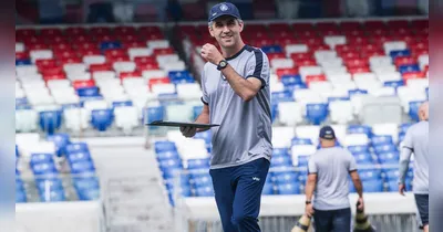 O Remo se prepara para enfrentar o Internacional com novos reforços. Conheça as novidades na de Léo Condé escalação e o que esperar da partida!