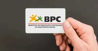 O BPC garante um salário mínimo mensal ao beneficiário que atende aos critérios estabelecidos pela legislação.