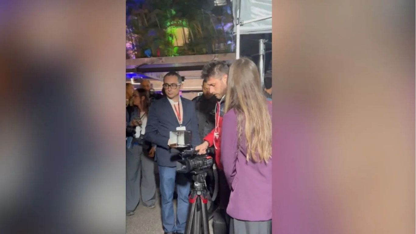Profissional prestava serviços temporários e deu uma cabeçada em jornalista momentos antes do início do evento de candidatos a governo estadual.