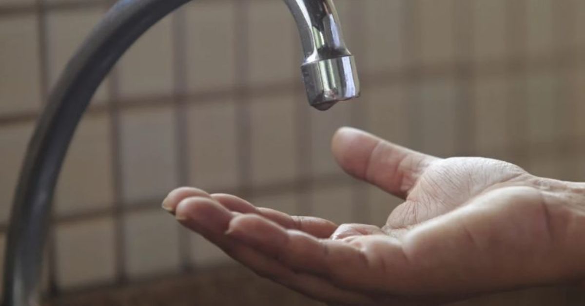 A Águas do Pará orienta os moradores a se preparar com antecedência para o período sem água.