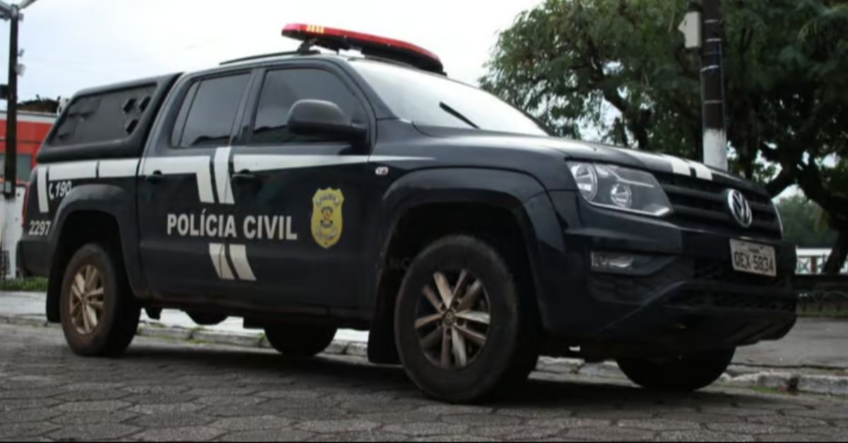 A adolescente foi acolhida pela Polícia Civil que segue com as investigações sobre o caso.