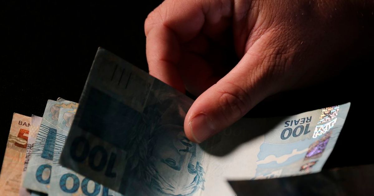 Na avaliação do governo, os trabalhadores informais eram o único grupo que ainda não contava com uma alternativa diante das altas taxas praticadas no mercado de crédito.