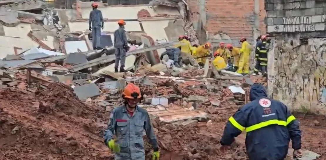 Desabamento de edifício residencial na Rua Jorge Amado, em São Bernardo do Campo.
