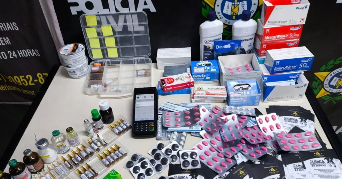 Medicamentos veterinários vencidos foram encontrados durante a fiscalização realizada na clínica em Duque de Caxias, na Baixada Fluminense.