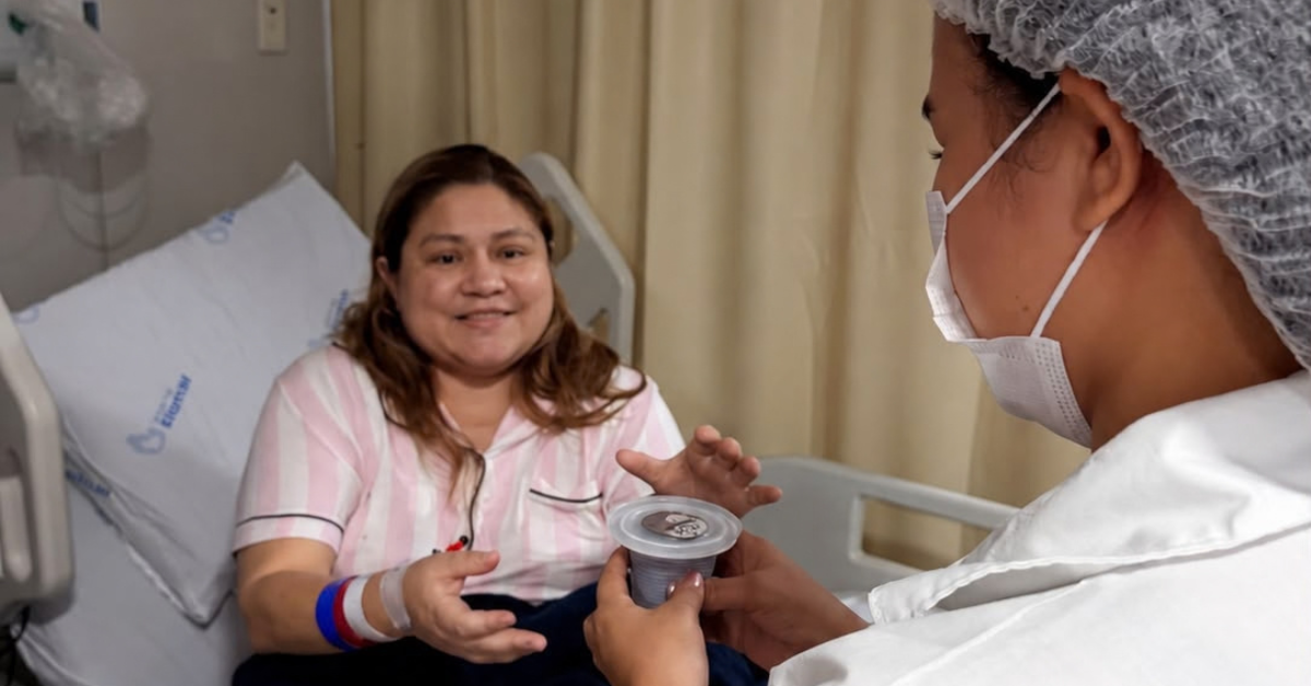 Açaí no hospital é servido em pequenas porções para pessoas autorizadas a consumir a fruta, respeitando as condições clínicas e as orientações nutricionais.