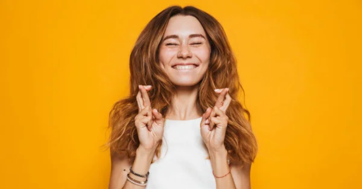 Horóscopo de hoje (20/10) destaca os signos com perspectivas positivas no amor e no trabalho; confira as previsões astrológicas para esta terça-feira.