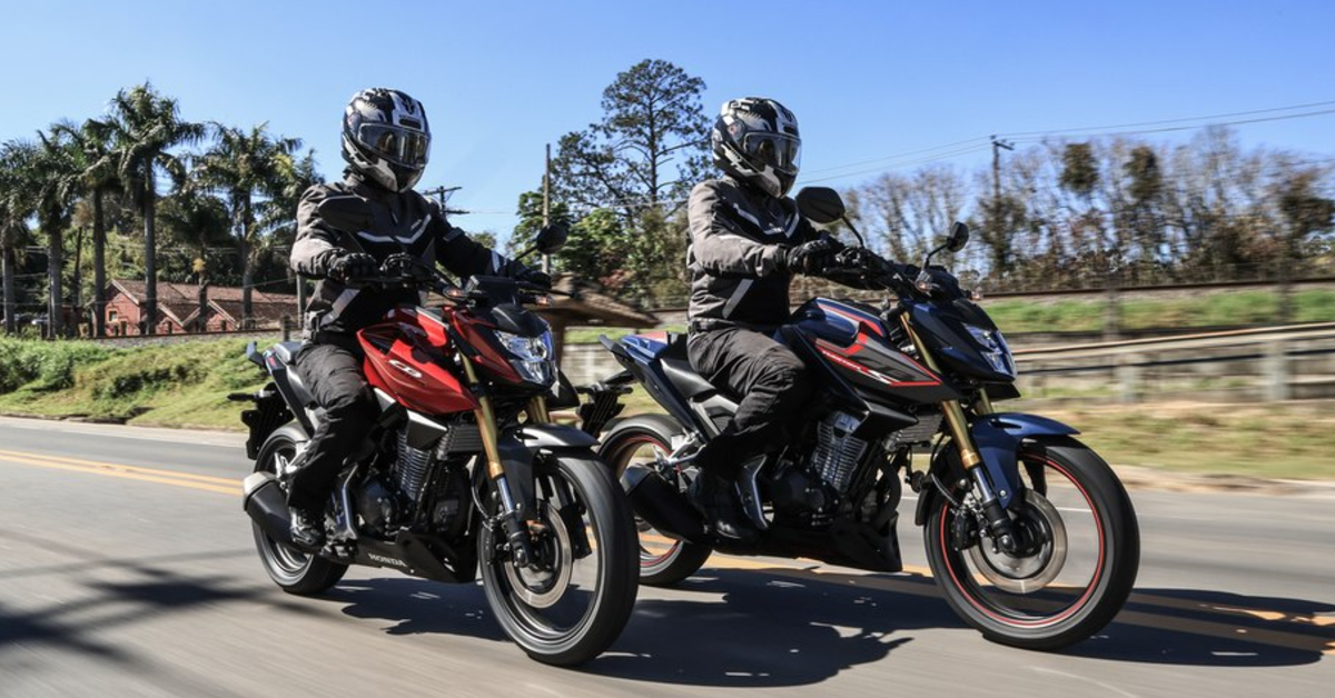 A Honda CB300F Twister 2027 chega com controle de tração, ABS nas duas versões, suspensão dianteira invertida e novos recursos de segurança.