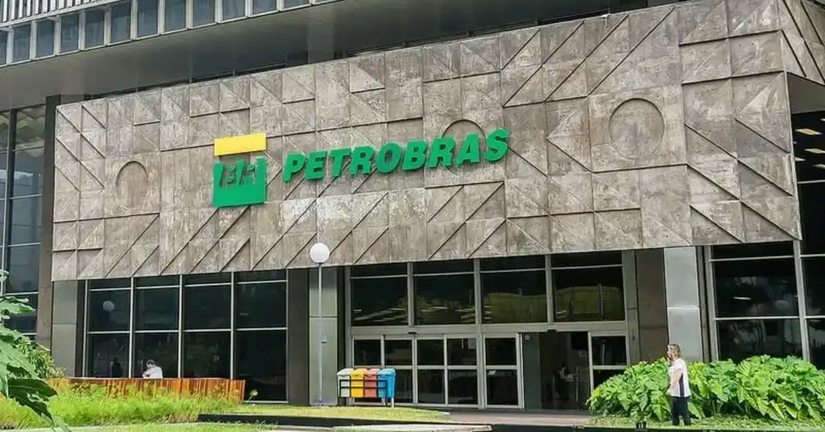 Petrobras avalia Belém como base logística para apoiar a exploração de petróleo na costa do Amapá. A confirmação de um polo produtor na Margem Equatorial depende dos resultados da campanha exploratória.
