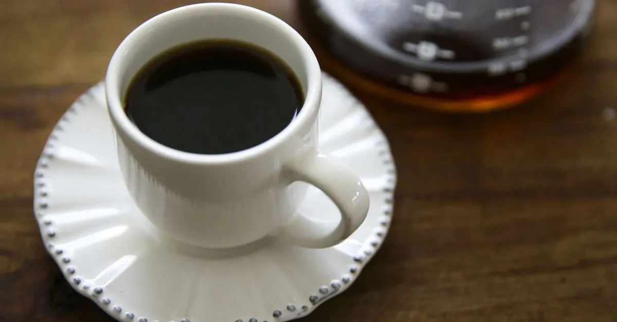 A cafeína atua bloqueando os receptores de adenosina