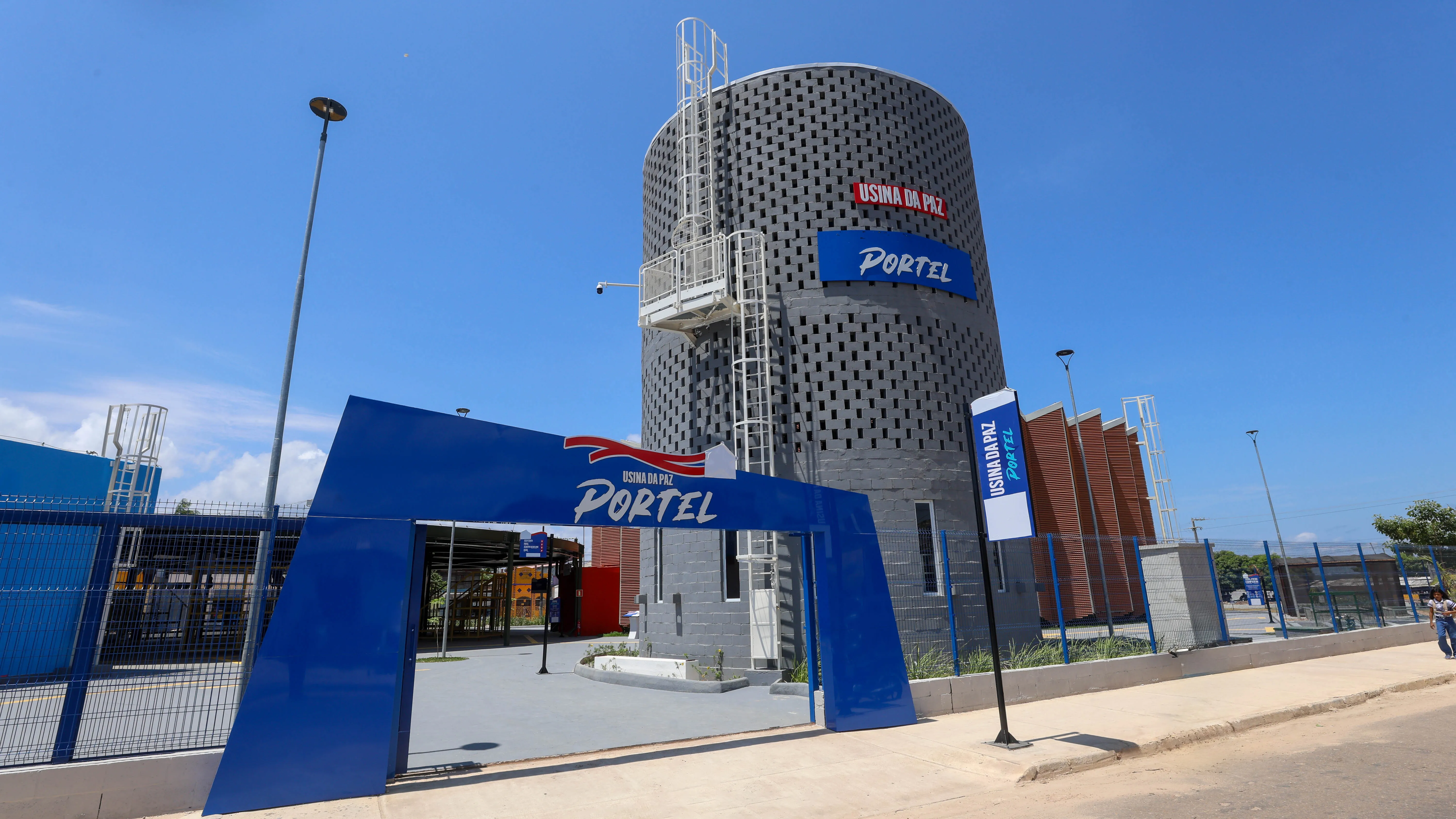 Descubra a primeira Usina da Paz no Marajó, inaugurada em Portel, e seus serviços de saúde, educação e cidadania para a população.
