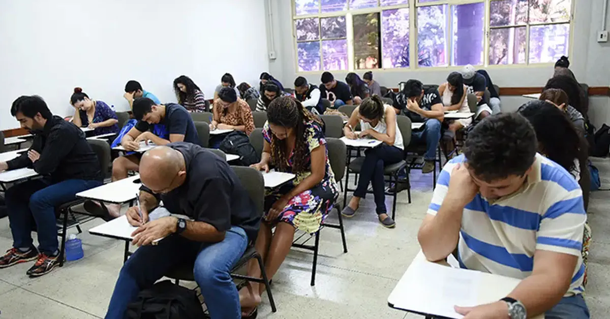 Para verificar onde realizará o exame, o candidato deve acessar o sistema do Encceja
