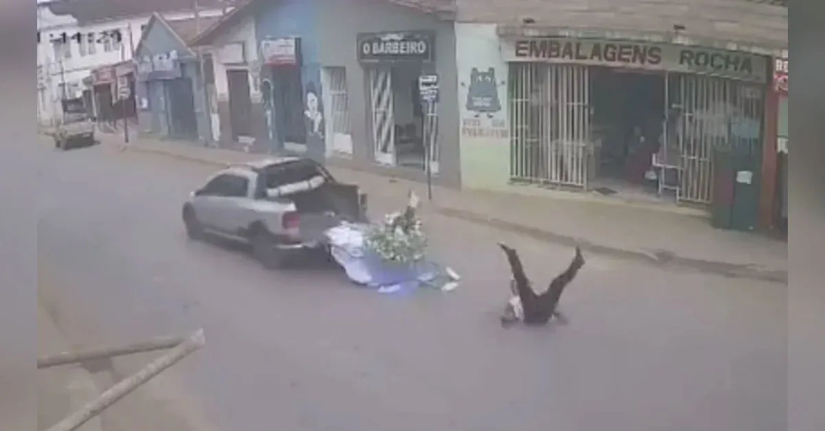 O homem também consegue se levantar rapidamente