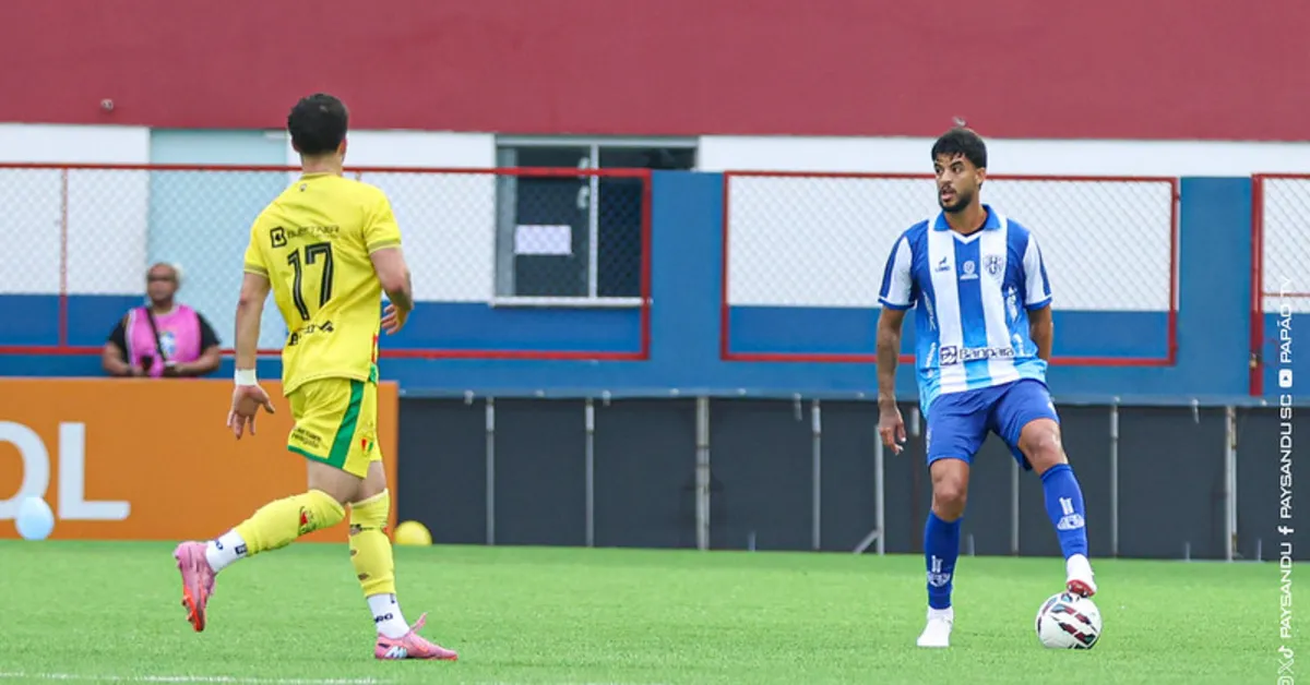 Imagem ilustrativa da notícia: Paysandu fica a um gol do acesso à Série B após empate com o Brusque