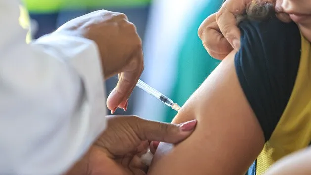 Neste sábado (22/08), acontece o Dia D da Campanha de Multivacinação no Brasil. Vacinação disponível para crianças e adolescentes até 15 anos.
