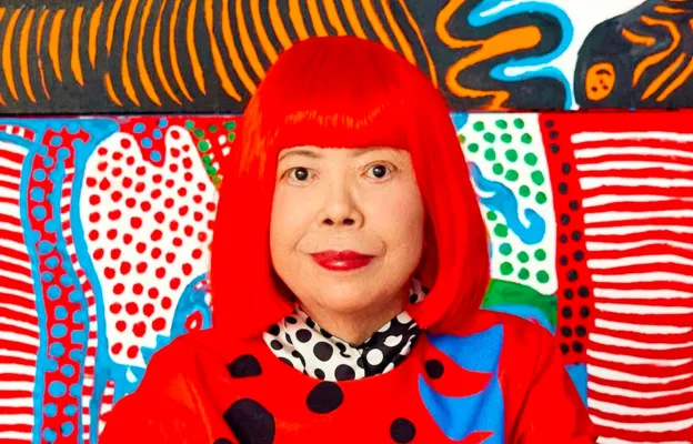 Yauoi Kusama transformou alucinações e experiências pessoais em uma obra que conquistou o mundo.