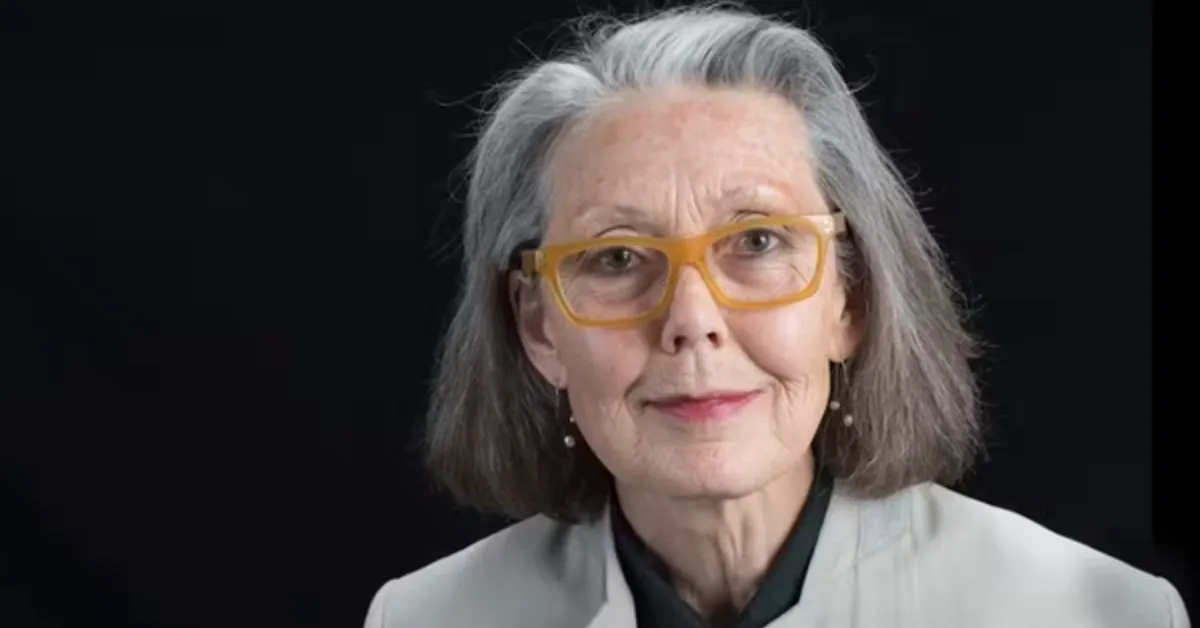 A escritora canadense Anne Carson, de 76 anos, foi anunciada nesta quinta-feira (8) como vencedora do Prêmio Nobel de Literatura 2026