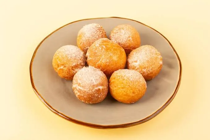 A receita é fácil e pode ser feita em casa com poucos ingredientes.