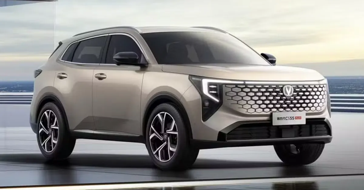 O Caoa Changan CS55 chega ao Brasil com versão híbrida plug-in de 286 cv e consumo de até 42,2 km/l.