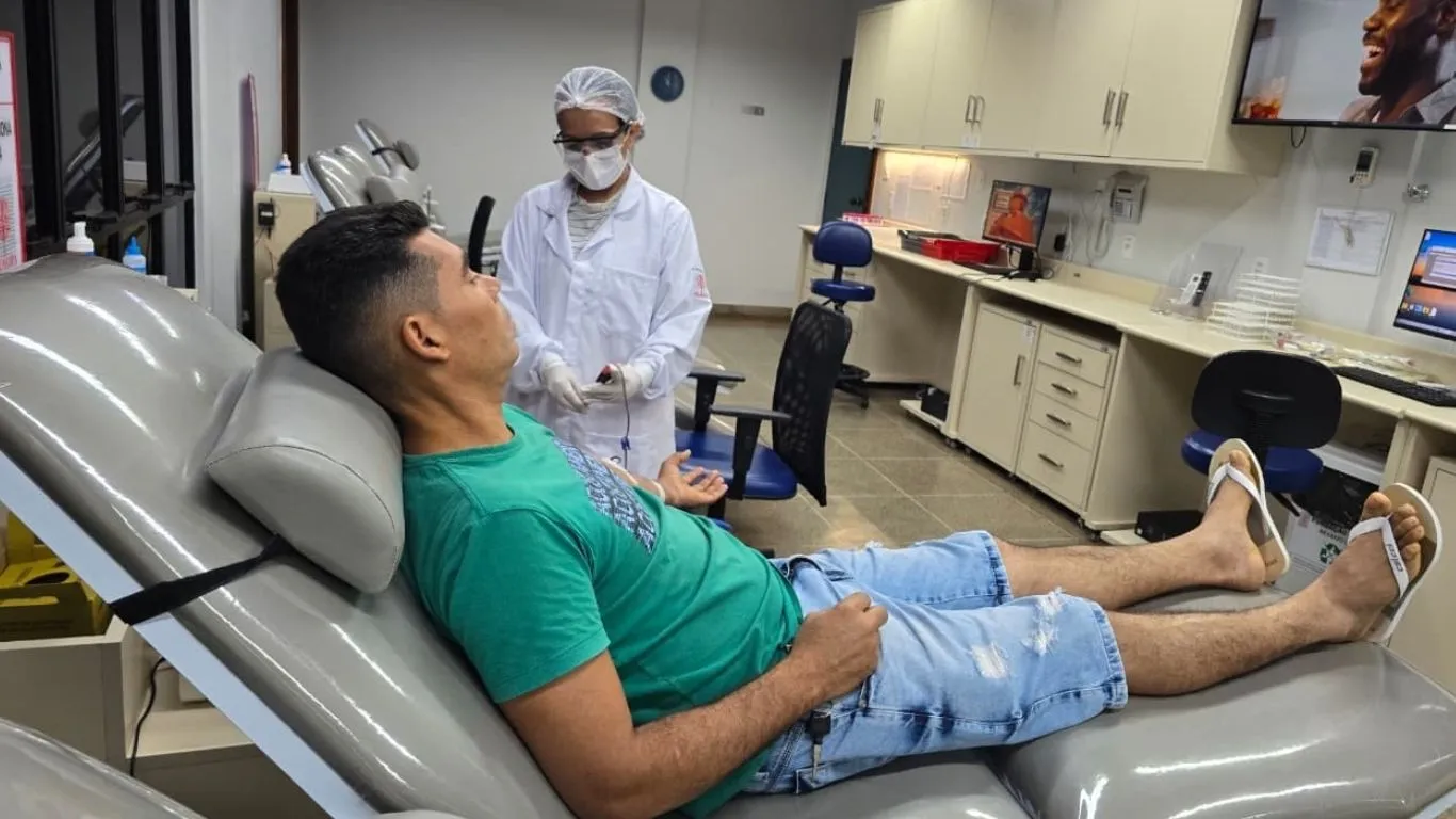 Novos critérios ampliam possibilidade de doação para pessoas acima dos 70 anos e reduzem prazos de impedimento após tatuagens, exames e outros procedimentos