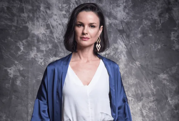 Longe das novelas há 6 anos, Carolina Kasting revelou novos planos para a vida.