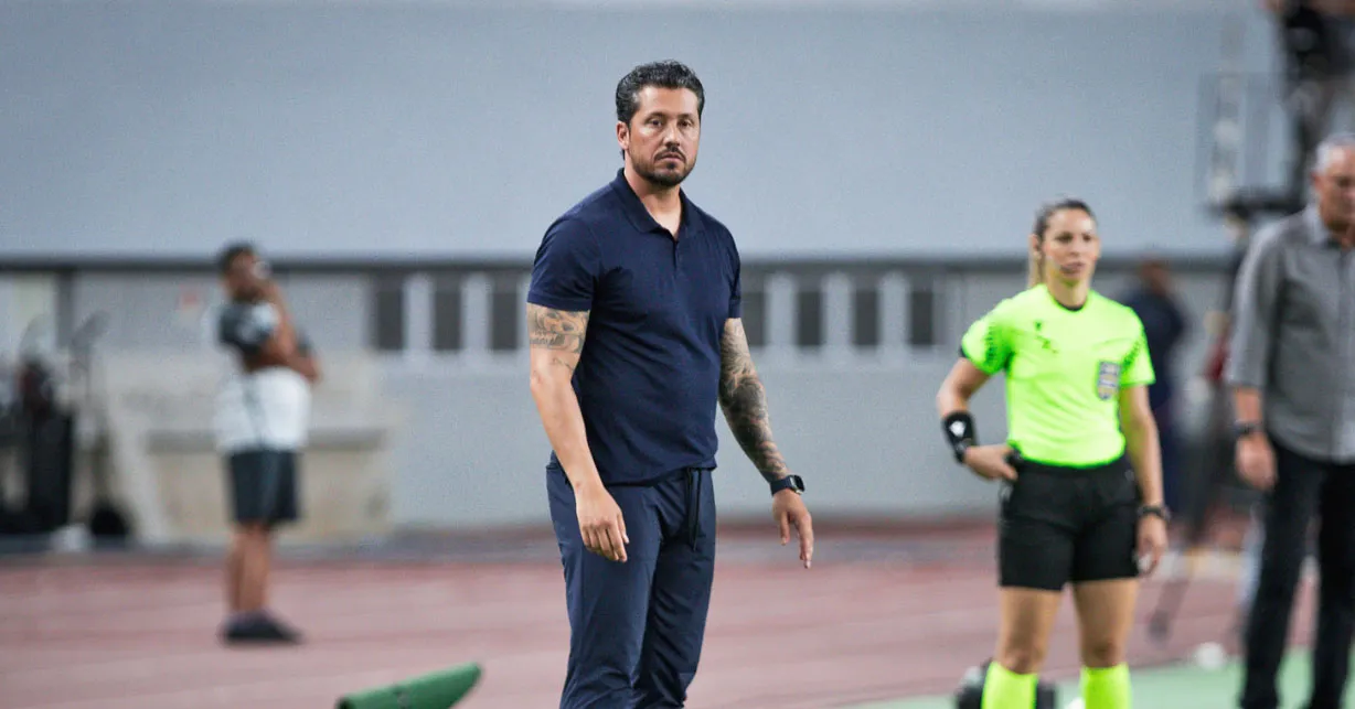 Carpini conheceu a primeira vitória à frente do Leão.