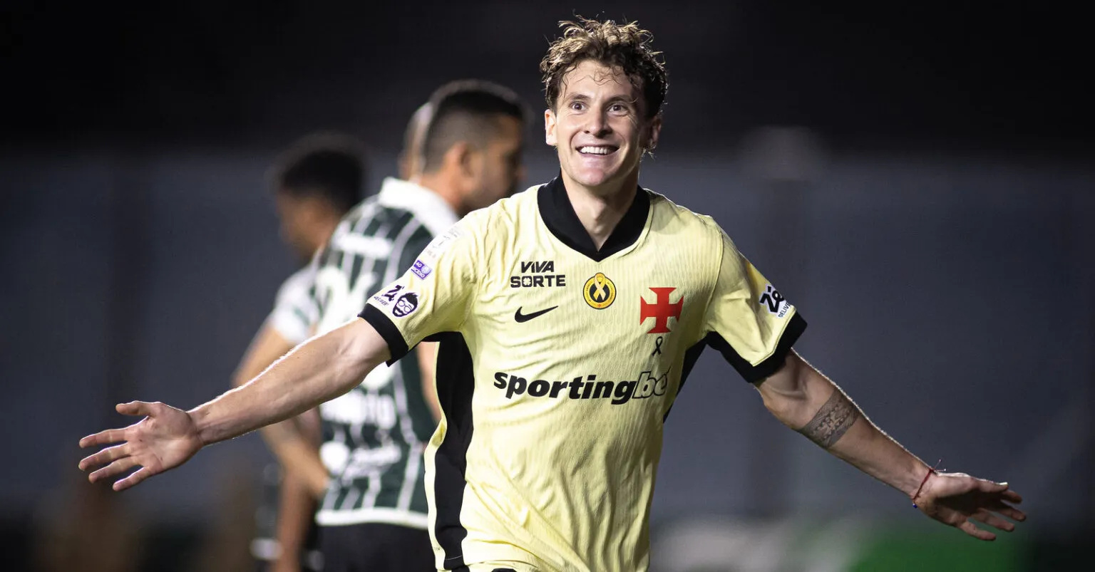 Colídio abriu o placar da goleada contra um dos times que está na parte boa da tabela