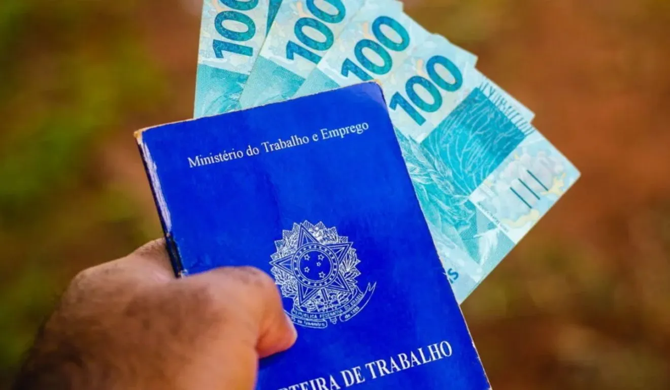 O dinheiro da segunda parcela do 13º salário vai está na conta antes do dia 20 de dezembro