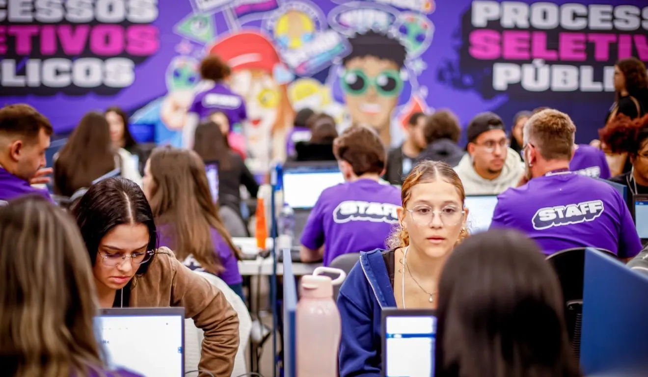 Para participar, o estudante deve realizar o cadastro gratuito no portal do CIEE.