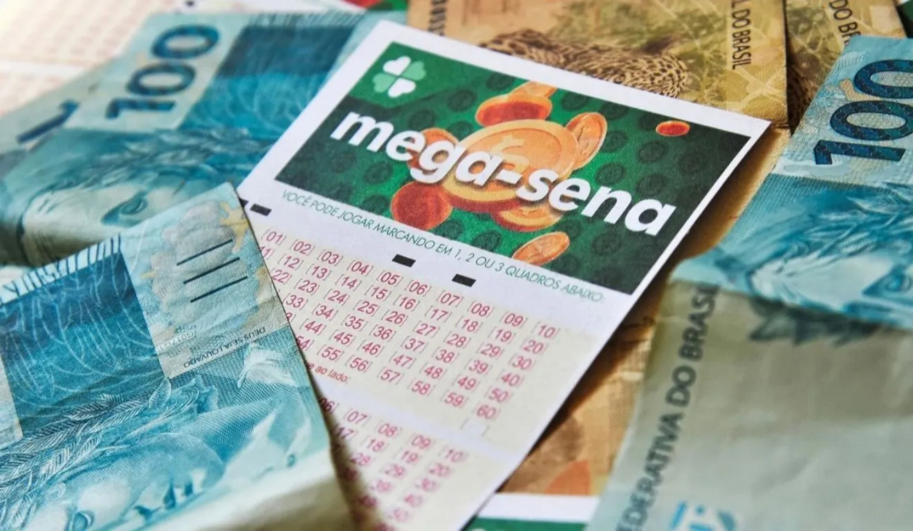 Outras 76 apostas acertaram cinco números e receberão R$ 34.212,24 cada.