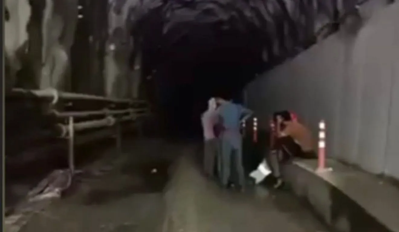 A suspeita é que os trabalhadores tenham buscado abrigo ou ficado presos nos túneis usados para transportar a água dos rios do Himalaia até as turbinas.