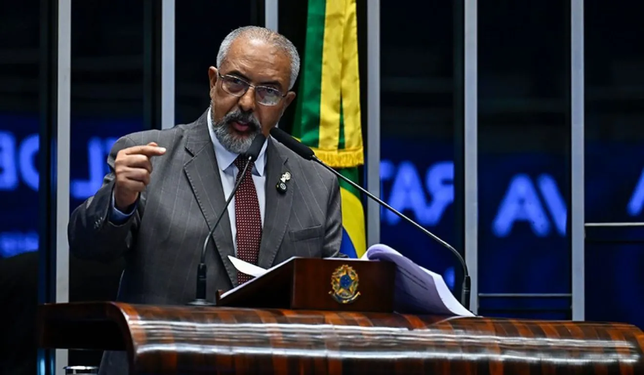 Paim é autor da PEC 148/2015, que trata do mesmo tema e foi aprovada pela CCJ em dezembro do ano passado.