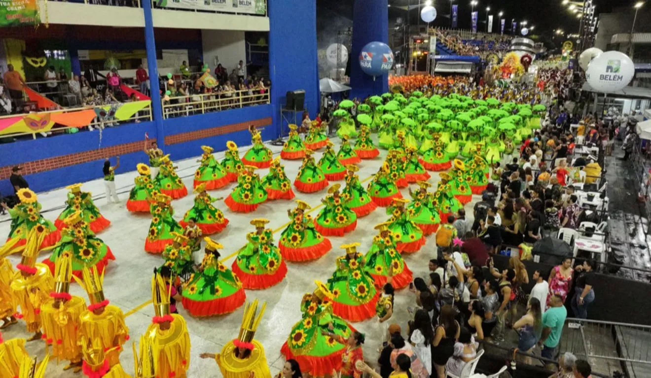 Na última etapa da disputa, o samba de Vetinho chega com uma identidade fortemente ligada à cultura paraense e à história da homenageada