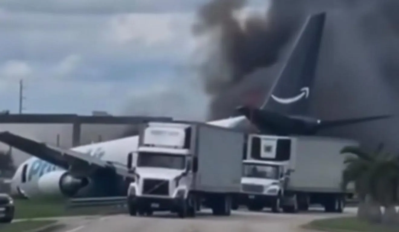 A 21 Air, responsável pela operação do voo, é uma transportadora de cargas que mantém seu centro de operações em Miami.