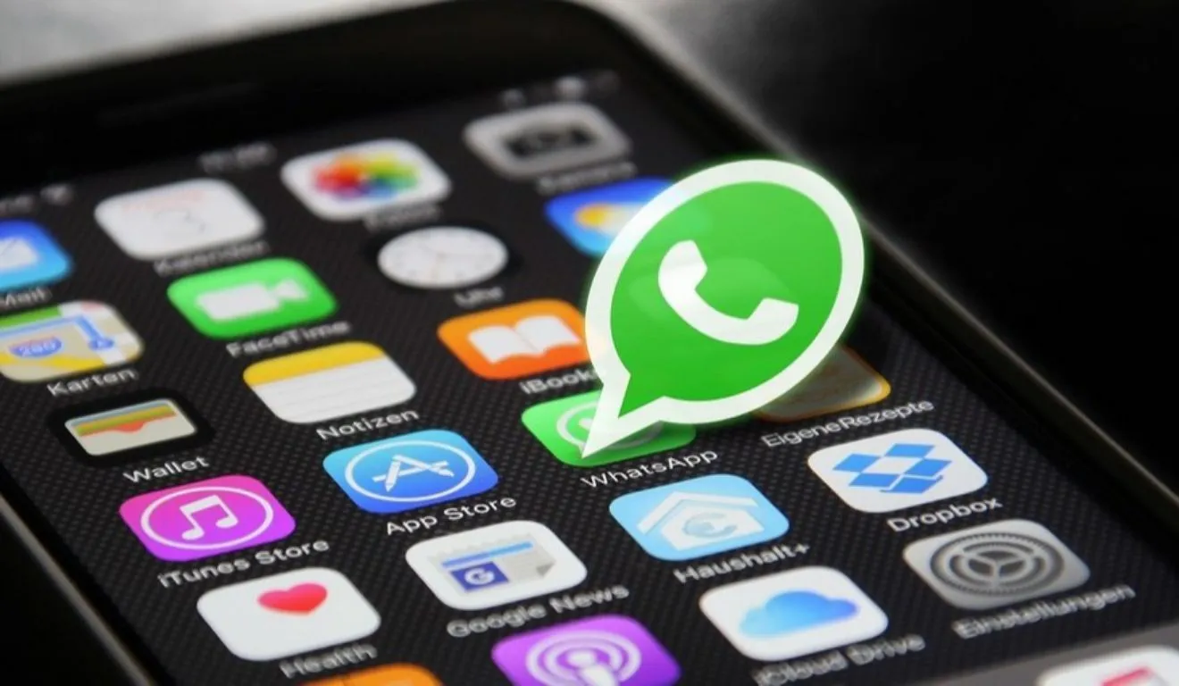 Mudança deve afetar operações que usam a API oficial do WhatsApp Business em larga escala.