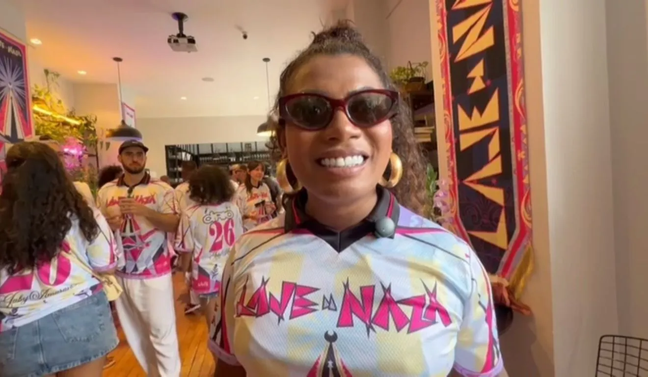 Leona conta que foi convidade mais uma vez por Gaby Amarantos para fazer parte do projeto.