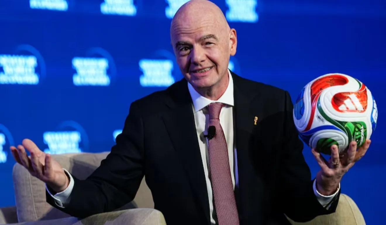 O mandatário da Fifa, Gianni Infantino, confirmou a criação do Mundial Sub-15
