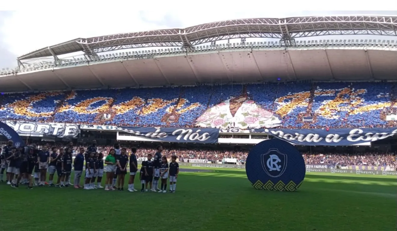 Mosaico de Nossa Senhora de Nazaré indicava a fé na vitória contra o Flamengo.