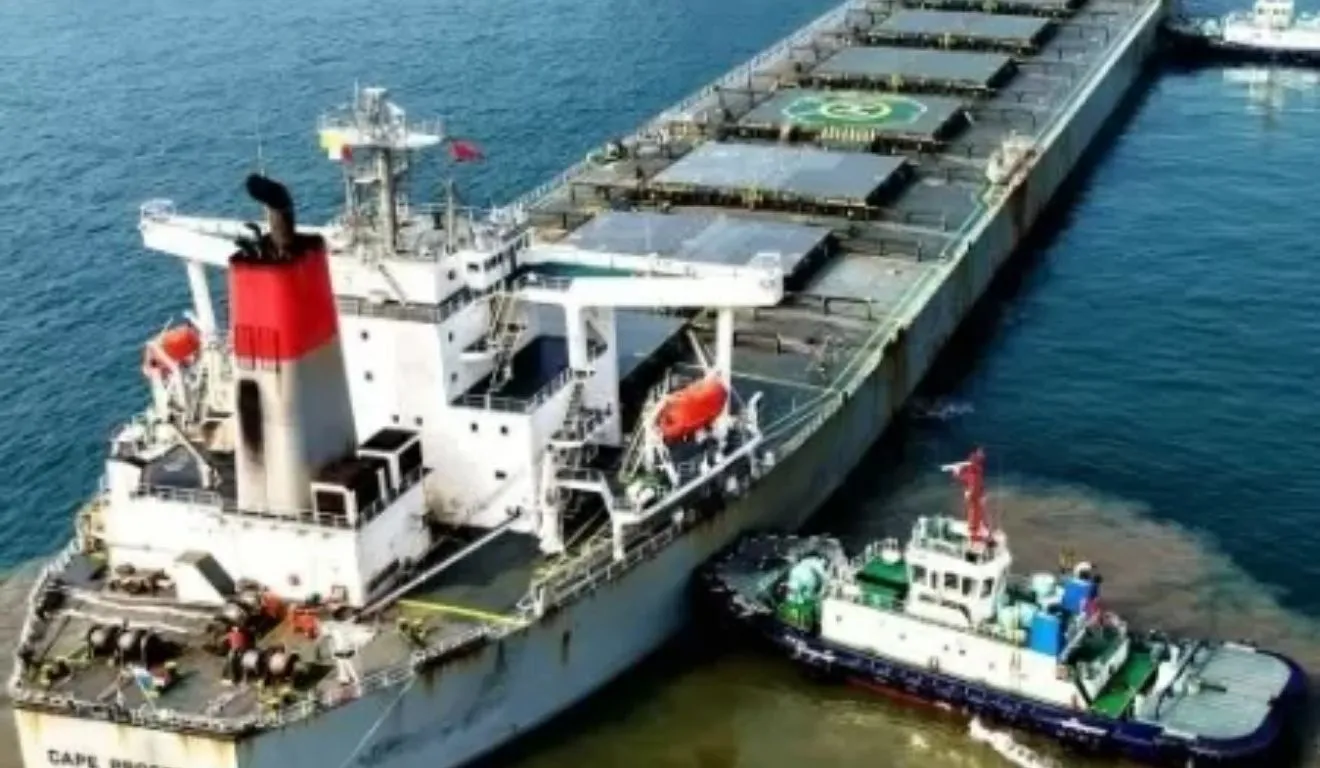 Foram 20 pessoas mortas devido o incêndio no navio cargueiro