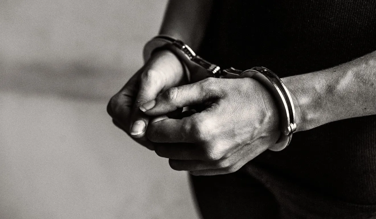 Dois homens foram presos em flagrante durante tentativa de fraude em concurso público realizado em Benevides, neste domingo (13).