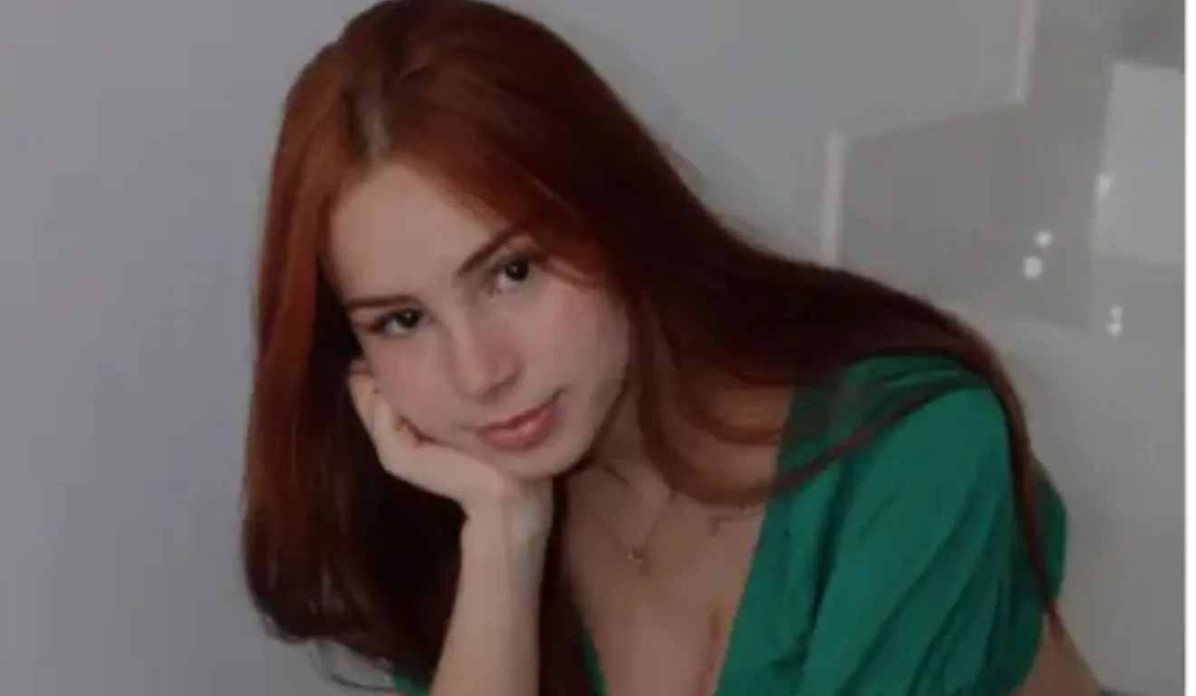 A tiktoker Duda Alves, conhecida pelos vídeos sobre sua rotina e opiniões nas redes sociais, morreu aos 22 anos.