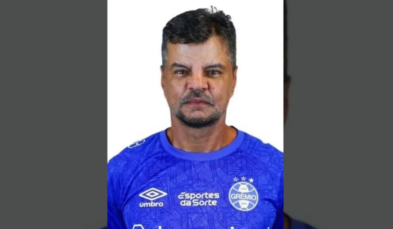 Alexandre Mendes, auxiliar técnico de Renato Gaúcho, foi preso em Porto Alegre nesta quinta-feira (8)