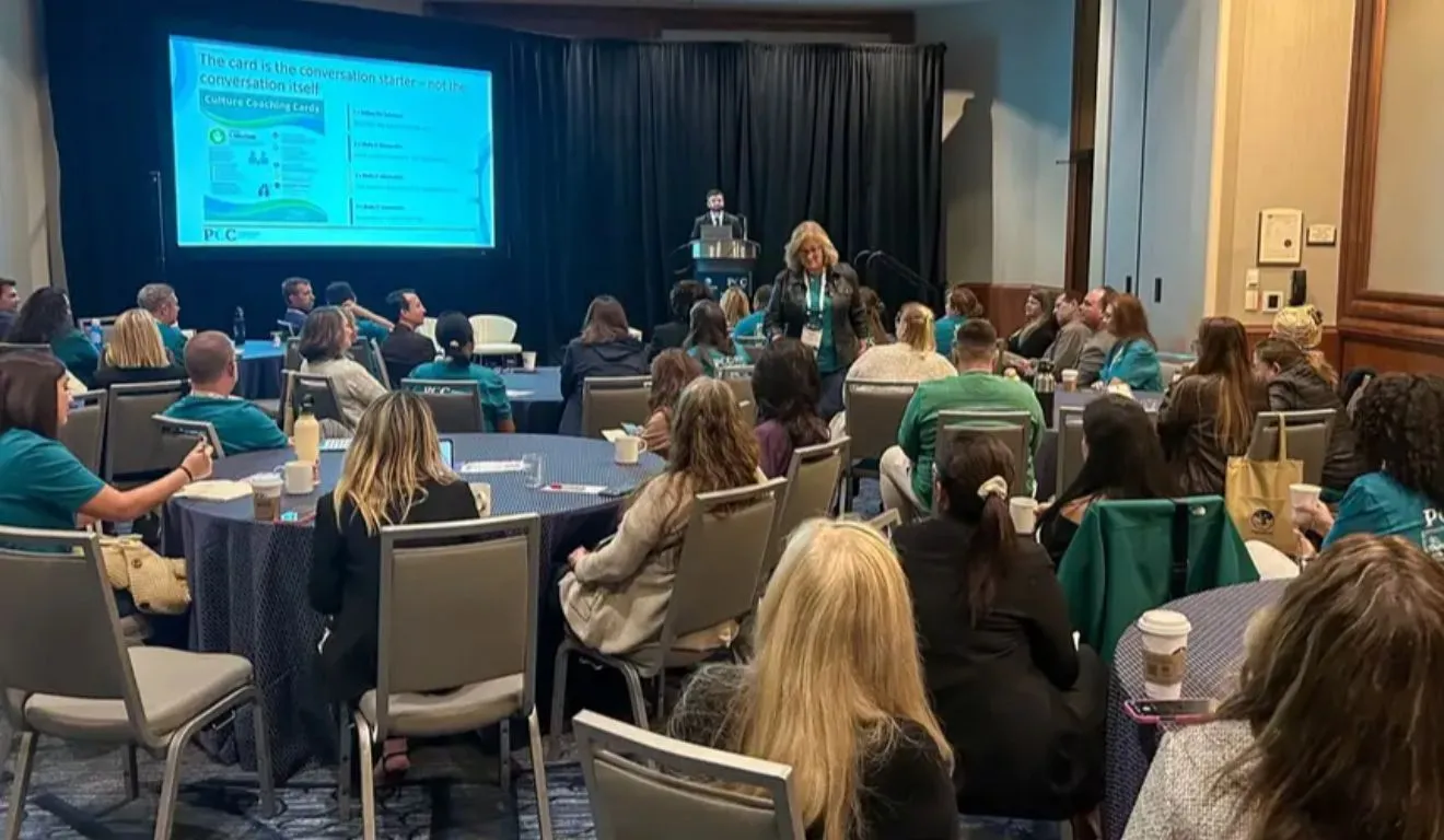 Delegação do Pará apresenta experiências de reabilitação e cuidado humanizado durante conferência internacional em Boston, nos Estados Unidos