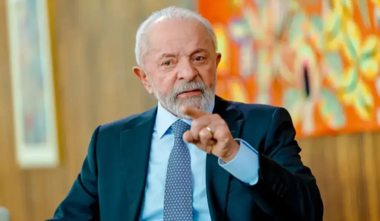 O presidente Luiz Inácio Lula da Silva cancelou a gravação de entrevista à Record prevista para esta quarta-feira (21).