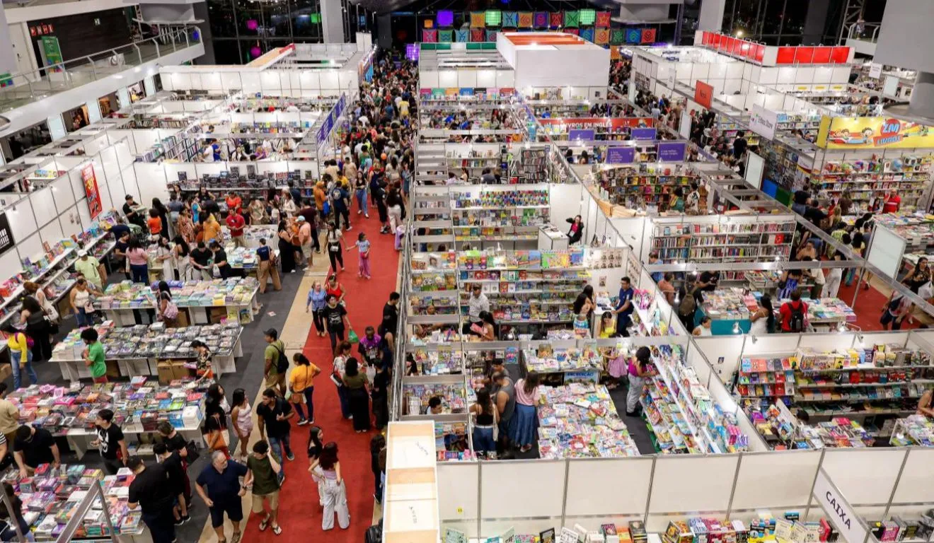 Organizado pela Secretaria de Estado de Cultura do Pará (Secult), o evento ocorre de 29 de agosto a 6 de setembro e reúne cerca de 100 mil títulos literários.
