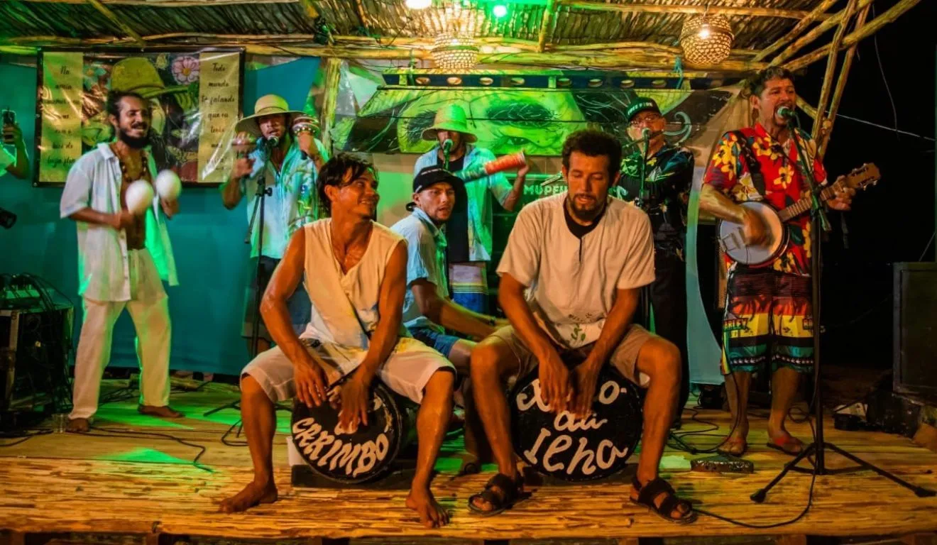 O edital é um reconhecimento ao trabalho em diversas linguagens artísticas como música, dança, festejos, celebrações, entre outras, além de considerar a relevância e percurso profissional do fazedor de cultural para a salvaguarda de manifestações populares.