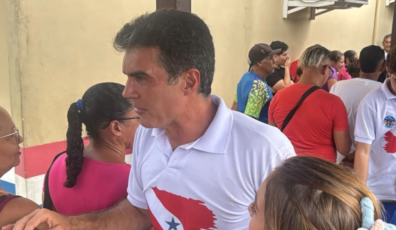 Após ter exercido dois mandatos como gestor do executivo estadual no Pará, o candidato segue à frente nas últimas pesquisas de intenção de votos ao Senado Federal.