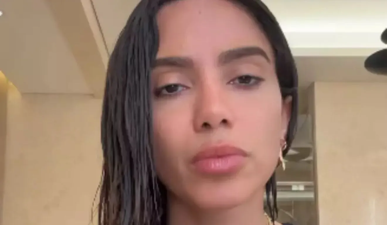 Ao falar sobre a disputa presidencial, a cantora afirmou que considerava improvável que o bolsonarismo continuasse reunindo um número expressivo de eleitores.