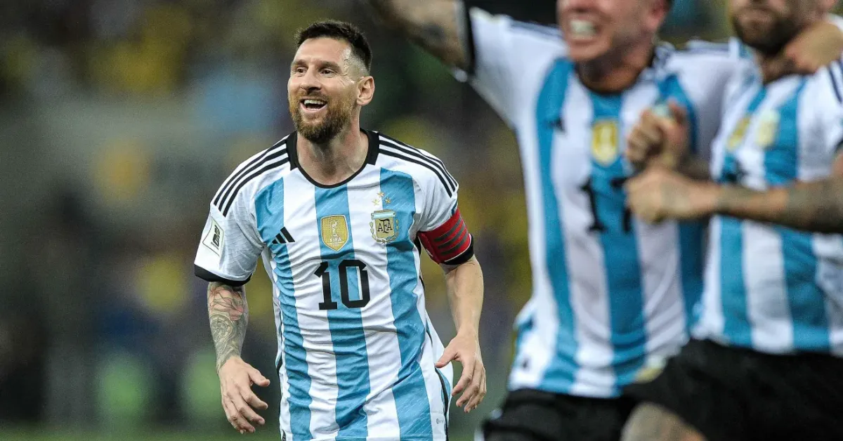 Lionel Messi anunciou que não defenderá mais a seleção da Argentina após 20 anos de história e títulos, incluindo a Copa do Mundo de 2022 e as Copas América de 2021 e 2024.