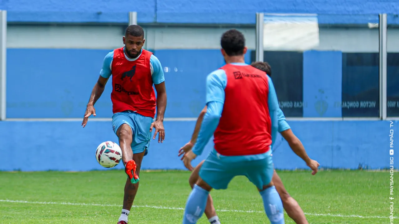 Após a derrota, o Paysandu testa novas formações.