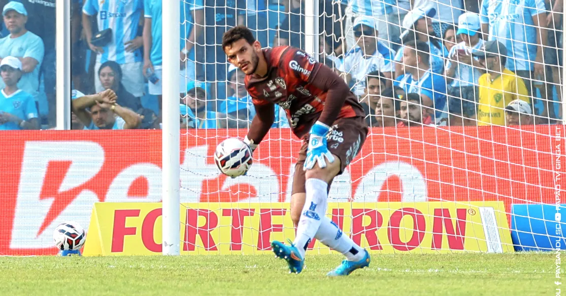 Gabriel Mesquita prefere jogar na Curuzu